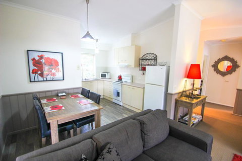 Silver Birches Holiday Unit 9 - New Castle Holiday 1