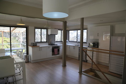 Silvergum - New Castle Holiday 0