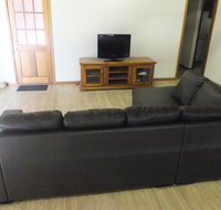 Simo's Place - New Castle Holiday