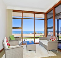 Simply Daydream - New Castle Holiday