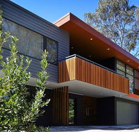 Sirocco On Main - New Castle Holiday