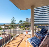 Sirocco Unit 5 47 Verney Street Kings Beach - New Castle Holiday