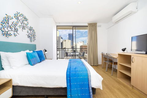 Sky High Quality Excellent Fit Out - New Castle Holiday 1