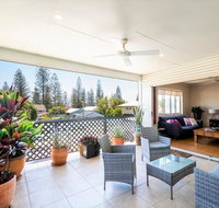 Sky Quay 6 - New Castle Holiday