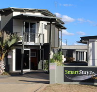Smart Stayzzz Inns - New Castle Holiday