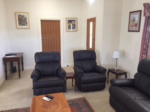 Smith Street Cottage Naracoorte - New Castle Holiday 3