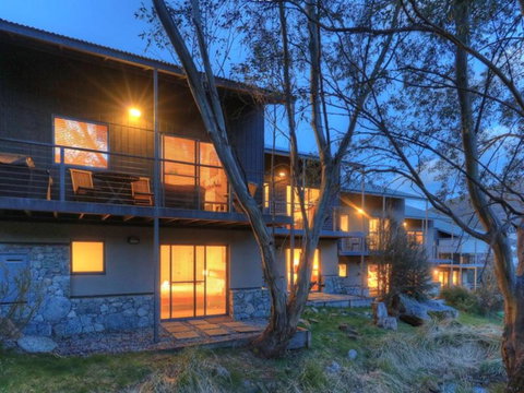 Snowbound Chalet 7 - New Castle Holiday 0