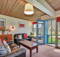 Snowgums 06 - New Castle Holiday