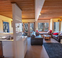 Snowgums 07 - New Castle Holiday