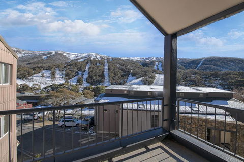 Snowman 8 - New Castle Holiday 2