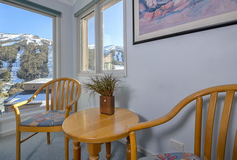 Snowman 8 - New Castle Holiday 3