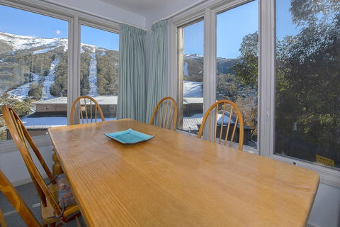 Snowman 8 - New Castle Holiday 1