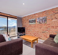 Snowridge 7/12-15 Kirwan Close - New Castle Holiday