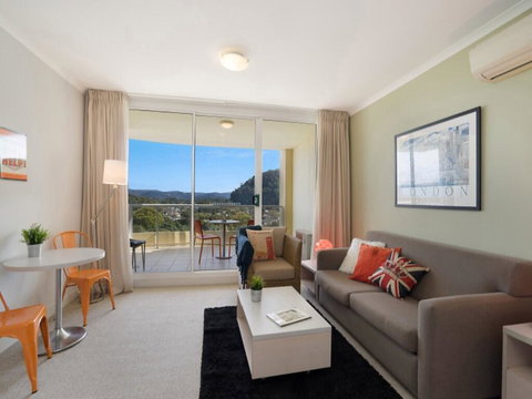 Soho - Ettalong Beach Resort - New Castle Holiday 3