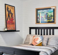 Soho Chic Apartment - New Castle Holiday
