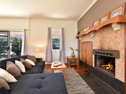 Somerville Wines Farmstay In Broke, Super Cute House On Working Farm. Walk For Miles. - New Castle Holiday 0