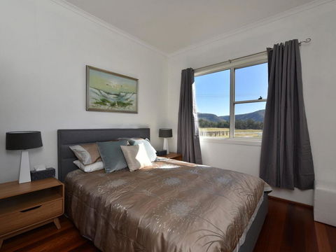 Somerville Wines Farmstay In Broke, Super Cute House On Working Farm. Walk For Miles. - New Castle Holiday 3