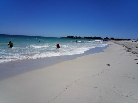 Sorrento Beach Bed & Breakfast - New Castle Holiday 2