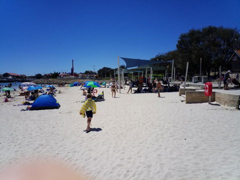 Sorrento Beach Bed & Breakfast - New Castle Holiday 3