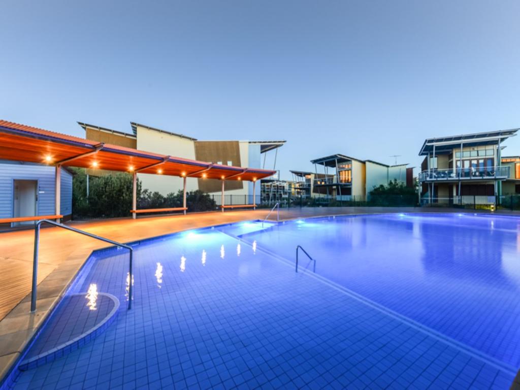 Hay Flat SA New Castle Holiday