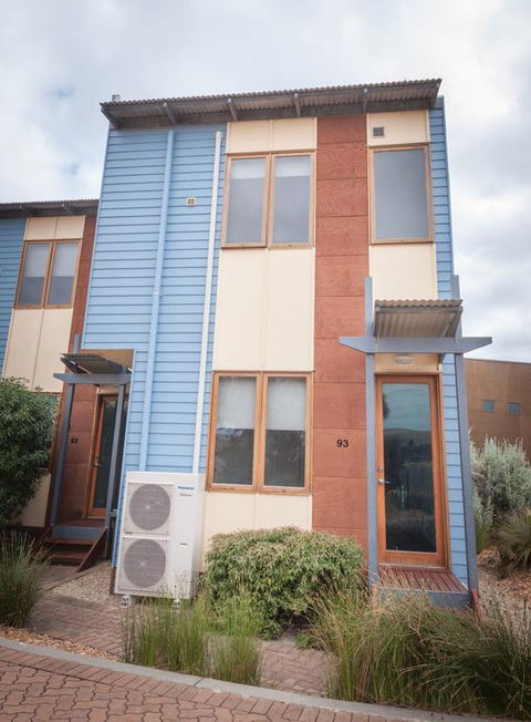 South Shores Trevally Villa 90 - South Shores Normanville - New Castle Holiday 3