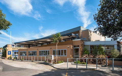 Southend Hotel - New Castle Holiday 0