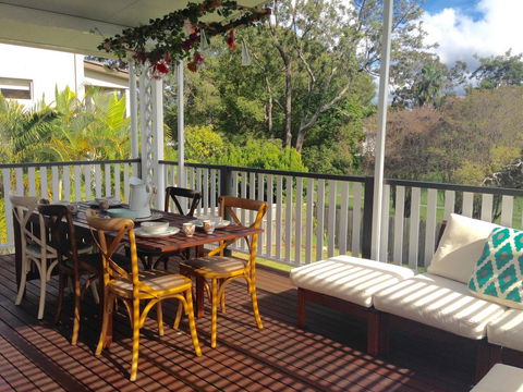 Southport Retreat - New Castle Holiday 2