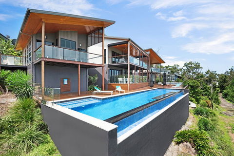 Southwinds On Hamilton Island - New Castle Holiday 3