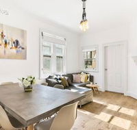 Spacious Harbour View 4bd home in Sydney CBD - New Castle Holiday