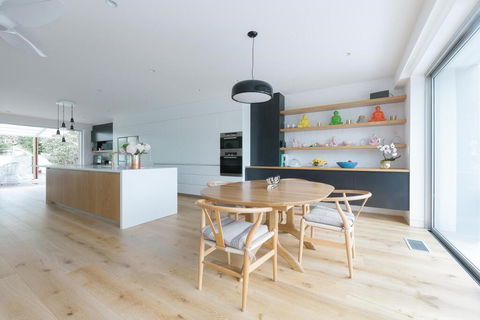 Spectacular Bilgola Beachhouse - New Castle Holiday 3