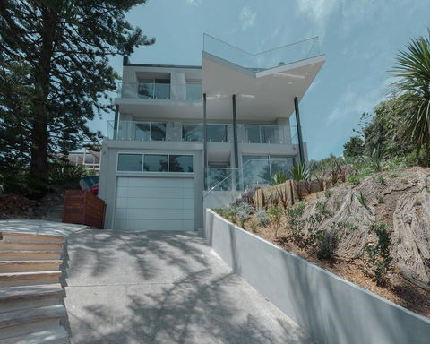 Spectacular Bilgola Beachhouse - New Castle Holiday 2