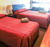 Spinifex Hotel - New Castle Holiday