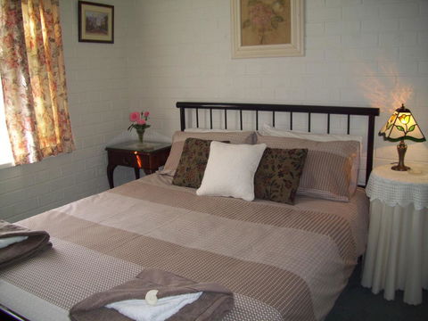 Springhurst Butter Factory - New Castle Holiday 2