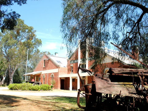 Springhurst Butter Factory - New Castle Holiday 0