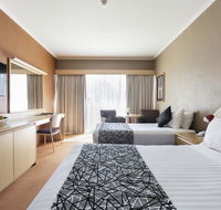Statesman Hotel - New Castle Holiday