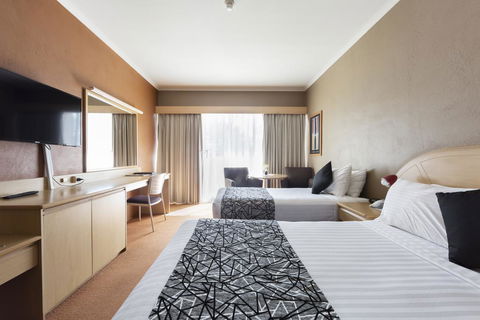 Statesman Hotel - New Castle Holiday 0