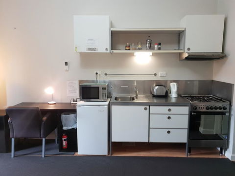 Stirling Apartments - Studio 2 - New Castle Holiday 2