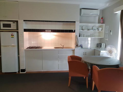 Stirling Apartments - Studio 3 - New Castle Holiday 1
