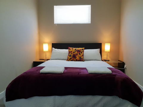 Stirling Apartments - The Penthouse - New Castle Holiday 1