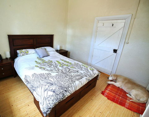 Stonewall Cottage - New Castle Holiday 1