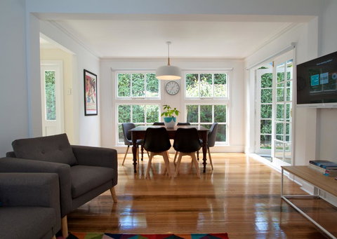 Strahan House - New Castle Holiday 0