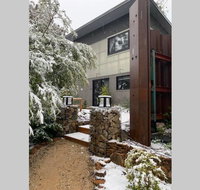 Studio 4 - New Castle Holiday