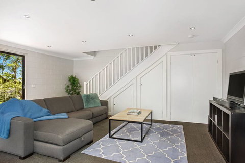 Studio 4 - New Castle Holiday 3