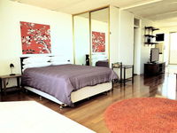 Studio 412 - ocean and sunset views on a budget