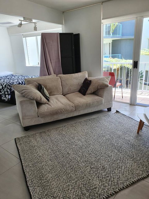 Studio Apartment Mooloolaba Beach Holiday Management - New Castle Holiday 1