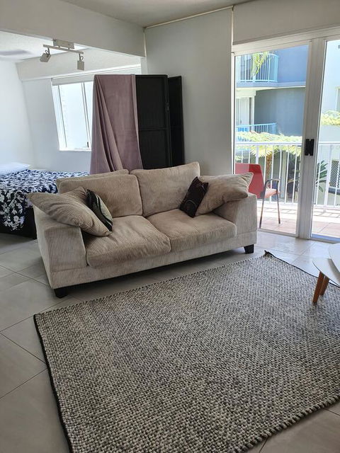Studio Apartment Mooloolaba Beach Holiday Management - New Castle Holiday 1