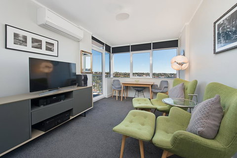 Stunning Ocean View Apartment !!! - New Castle Holiday 1