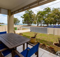 Stunning Waterfront Home with pool - Sylvan Beach Esp Bellara - New Castle Holiday