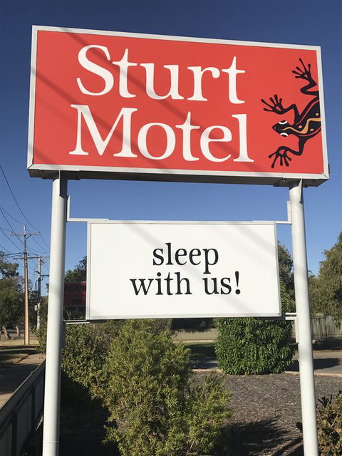Sturt Motel - New Castle Holiday 3
