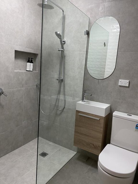 Stylish And Spacious Beach Apartment - New Castle Holiday 1